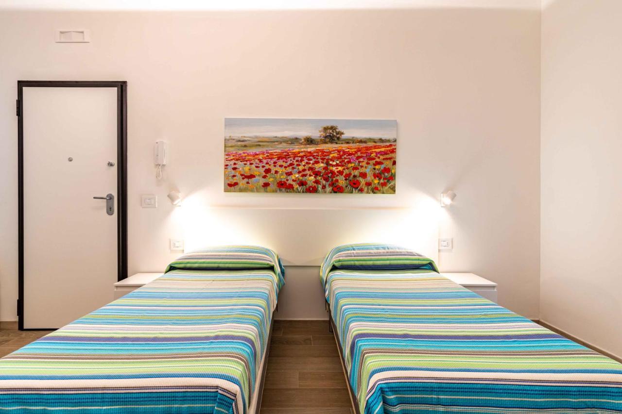 Seven Notes Guest House Bari Buitenkant foto