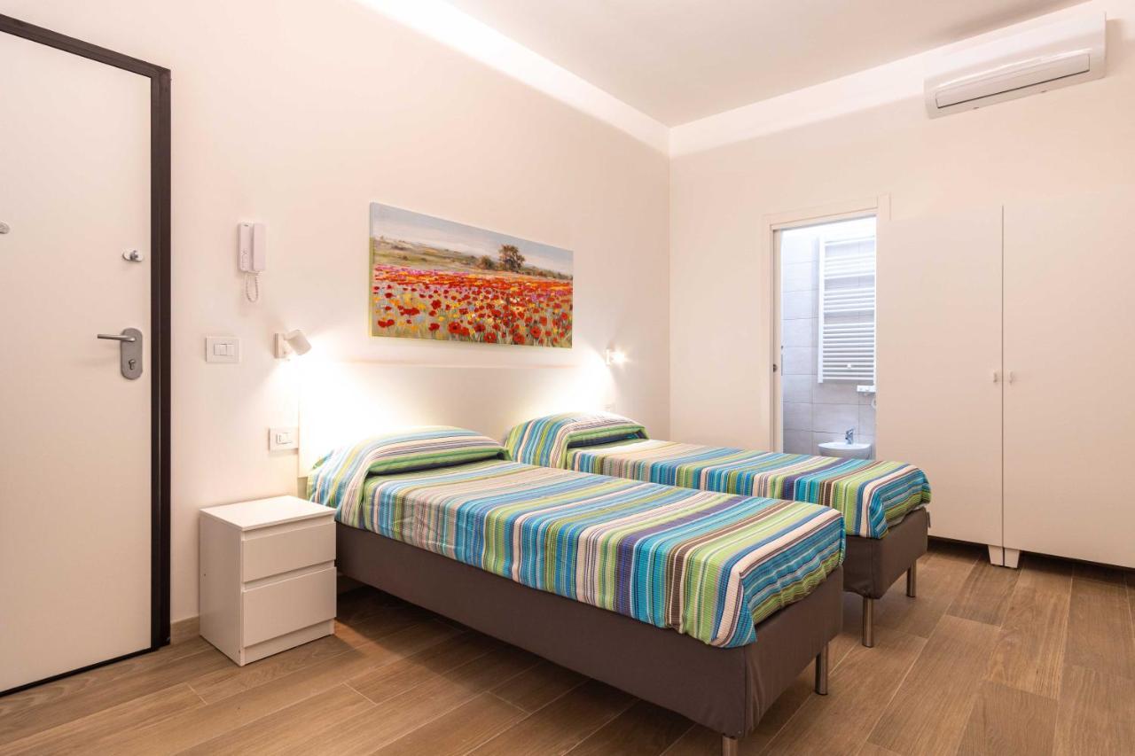 Seven Notes Guest House Bari Buitenkant foto